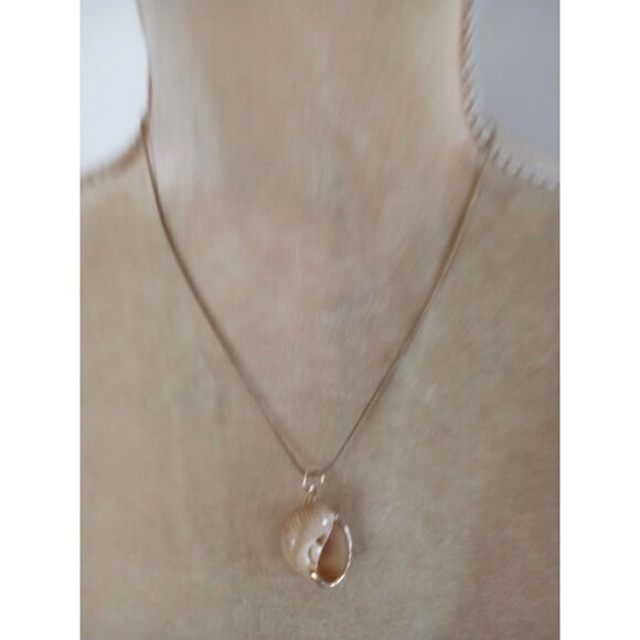 Delicate Natural Seashell 18" Pendant Necklace Beach Ocean Jewelry Gift Coastal - Picture 6 of 6